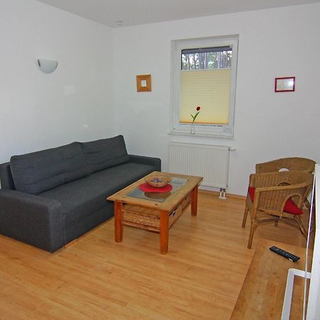 Inviting Holiday Home With Garden Trassenheide Kültér fotó